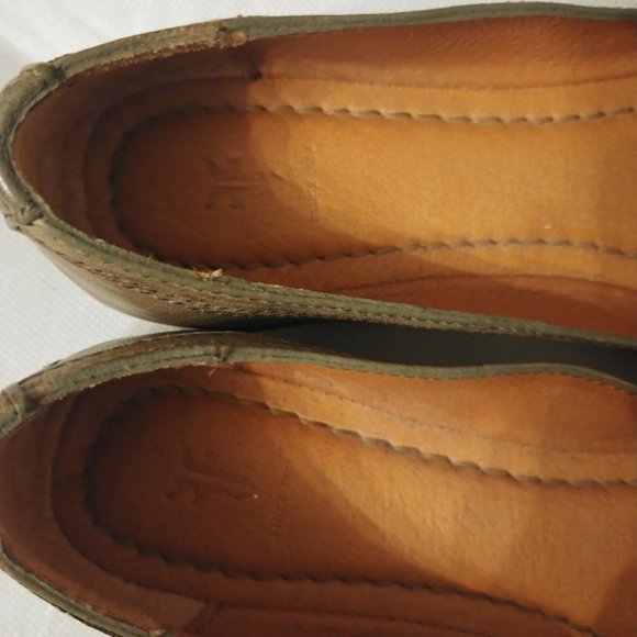 Frye Women's Brown Flats - Picture 5 of 6